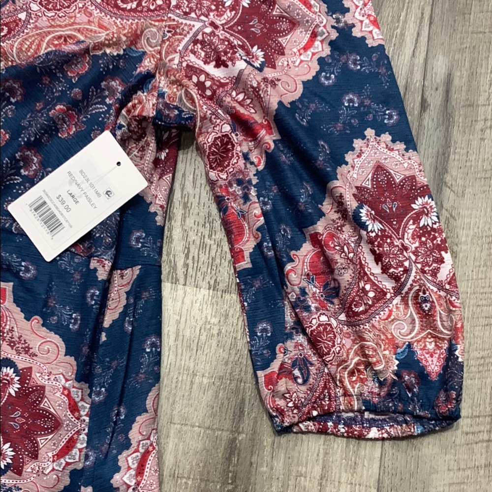 NWT Paisley Print V-Neck Top Side Zip - Picture 8 of 17